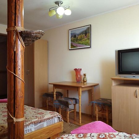 Комфортні Номери Mykulytschyn Exterior foto