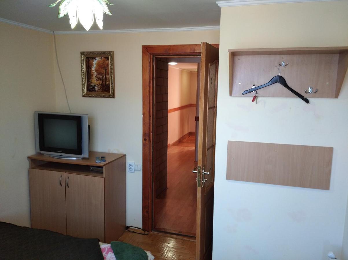 Комфортні Номери Mykulytschyn Exterior foto