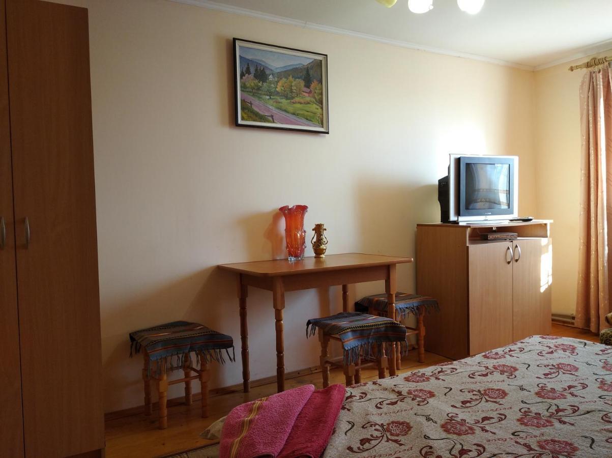 Комфортні Номери Mykulytschyn Exterior foto