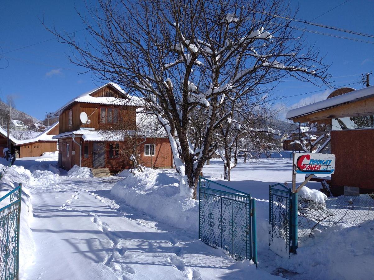 Комфортні Номери Mykulytschyn Exterior foto