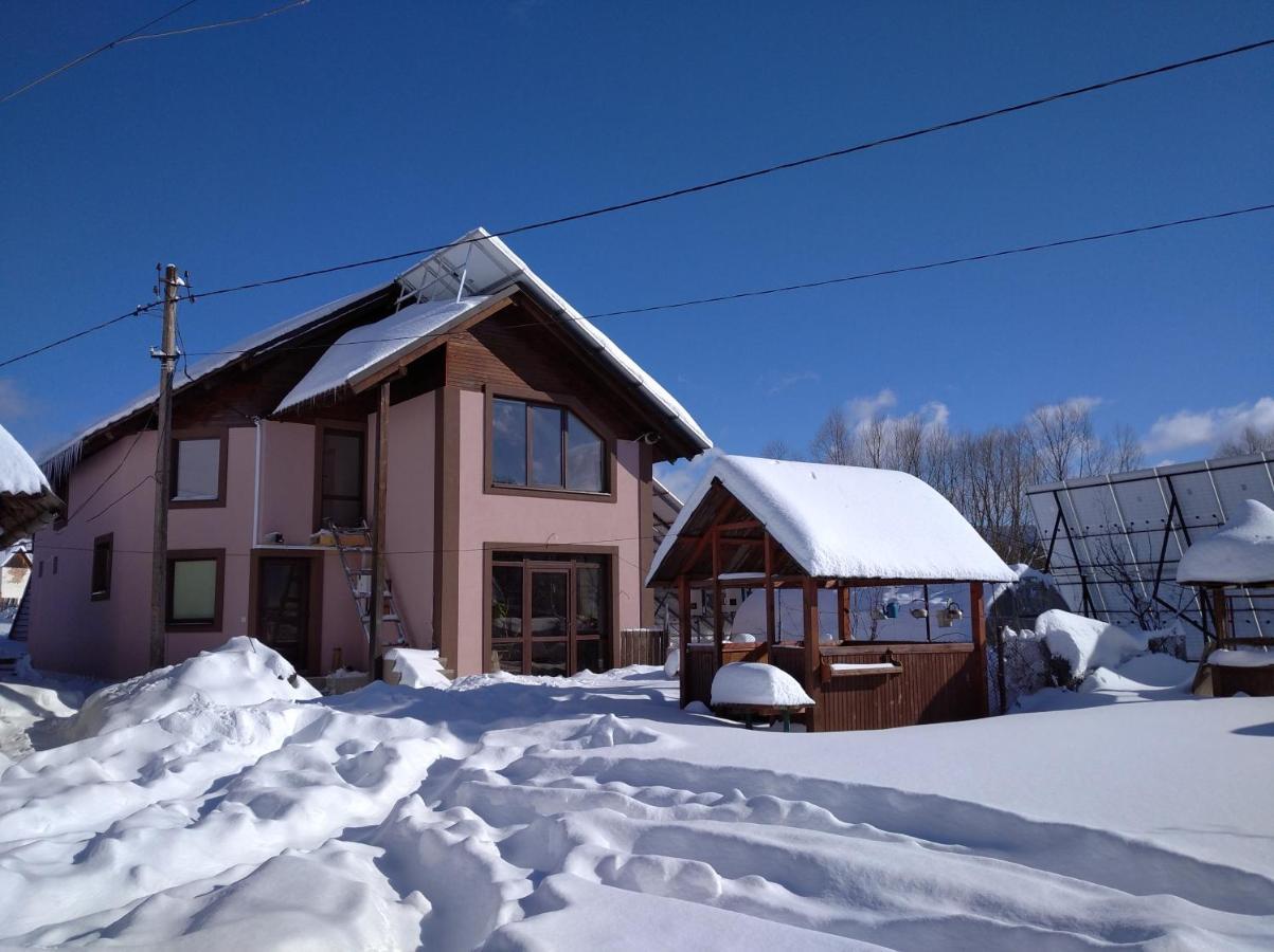 Комфортні Номери Mykulytschyn Exterior foto
